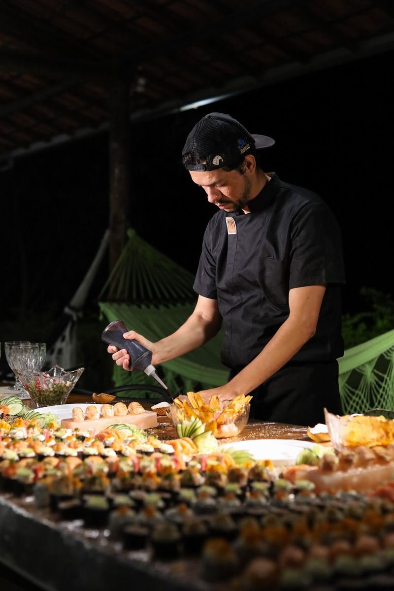 Chef à frente da estação Supreme
